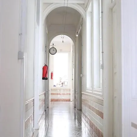 Frühstückspension Downtown House 2*