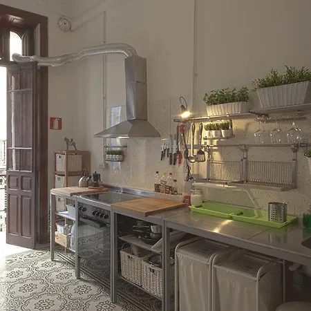 B&B Downtown House 2*